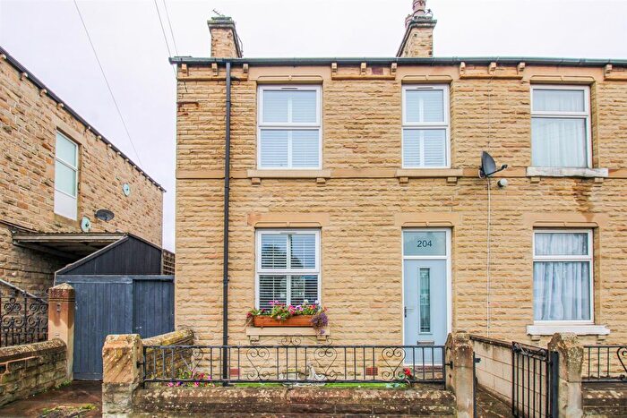 3 Bedroom End Of Terrace House For Sale In Bridge Road, Horbury, Wakefield, WF4