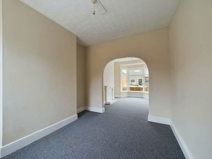 2 Bedroom Terraced House For Sale In Buckingham Street, HU8