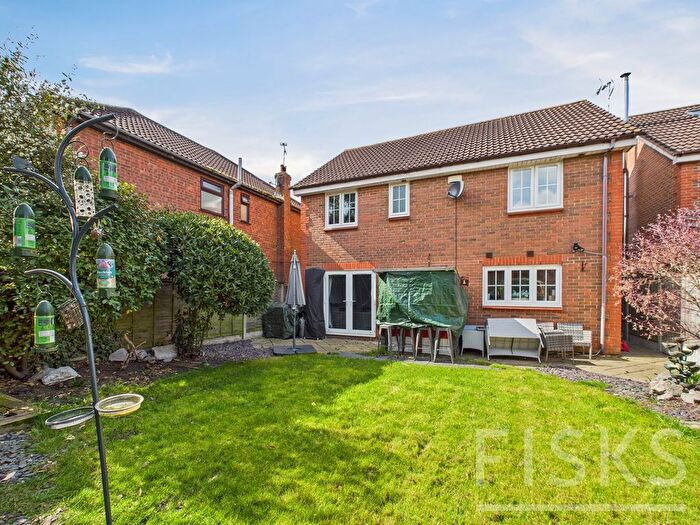 4 Bedroom Detached House For Sale In Tamarisk, Benfleet, SS7