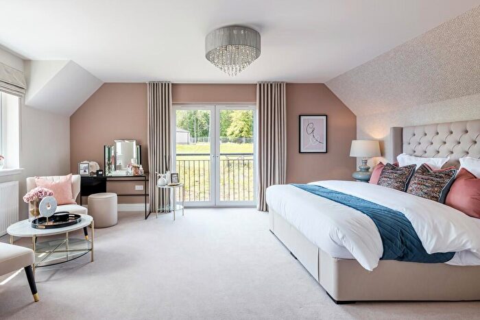 5 Bedroom Detached House For Sale In Ben More Drive, East Calder, EH53