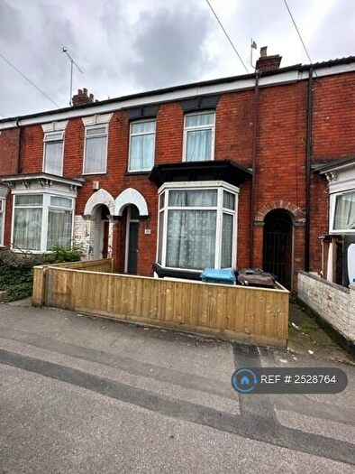 4 Bedroom Terraced House To Rent In May Street, Hull, HU5