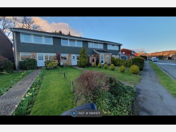 3 Bedroom Terraced House To Rent In Windsor Place, Crowborough, TN6