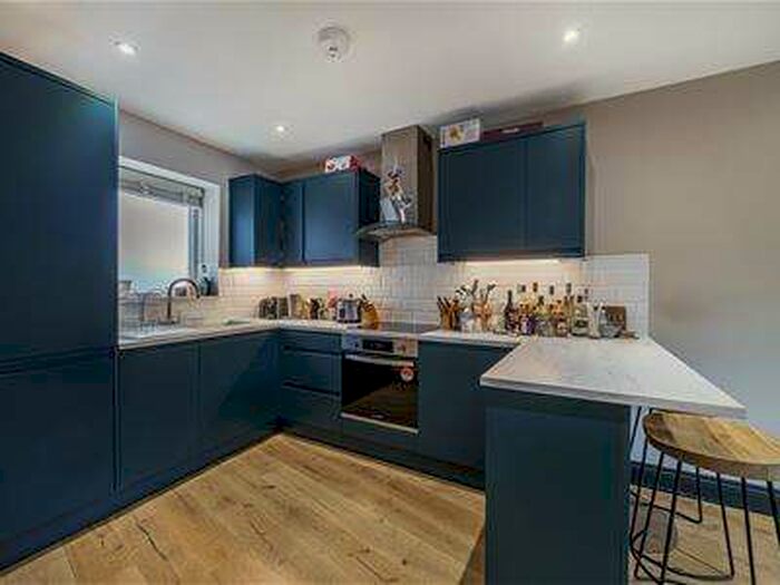 2 Bedroom Flat To Rent In Penrith Place, West Norwood, SE27