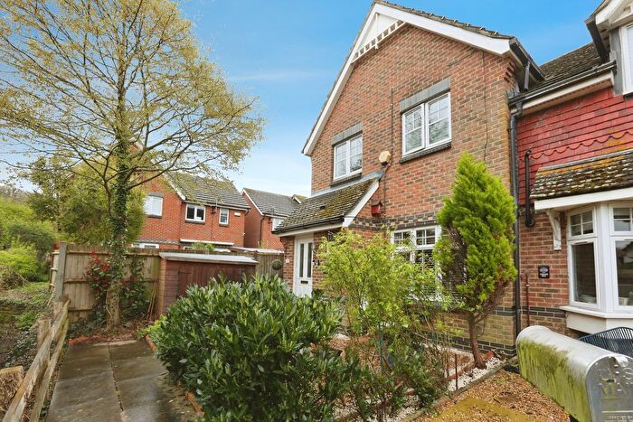 3 Bedroom End Terrace House For Sale In Barn Piece, Chandler's Ford, Eastleigh, Hampshire, SO53