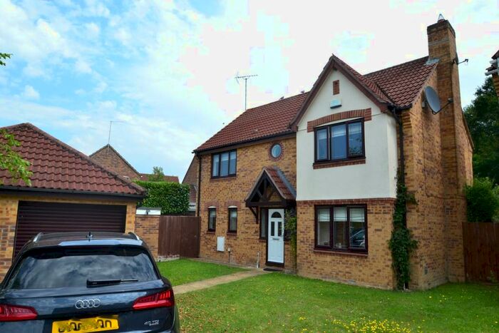 4 Bedroom Detached House To Rent In Verwood, BH31