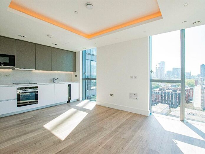 1 Bedroom Flat To Rent In City Road, Islington, EC1V
