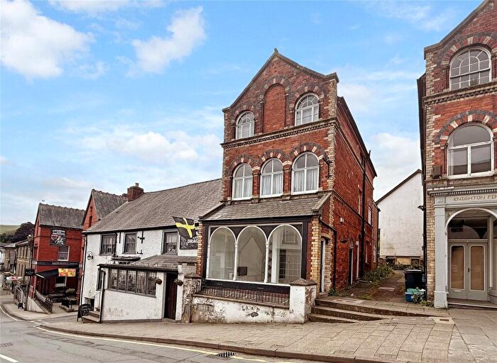 5 Bedroom Apartment For Sale In Broad Street, Knighton, Powys, LD7