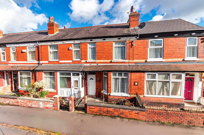 3 Bedroom Terraced House For Sale In Henshaw Street, Stretford, Manchester, M32