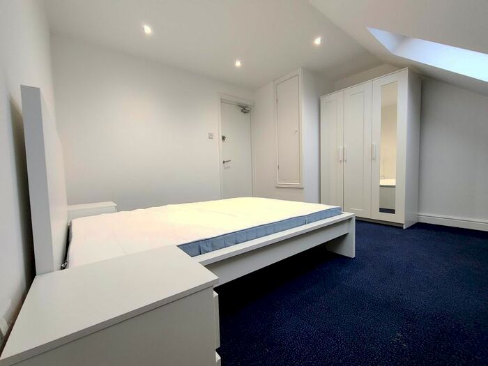 4 Bedroom Terraced House To Rent In Farnborough Avenue, London, E17