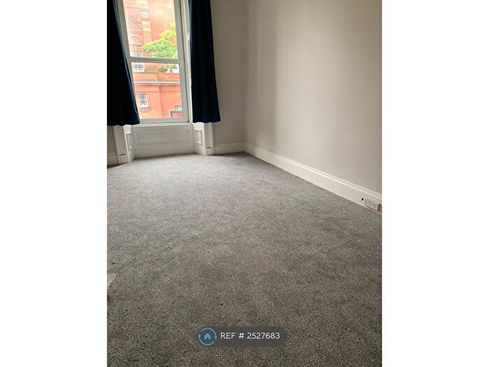 4 Bedroom Flat To Rent In Morningside Road, Edinburgh, EH10