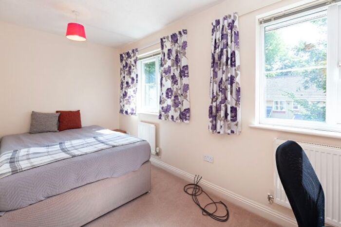 1 Bedroom Detached House To Rent In Demesne Furze, Headington, OX3