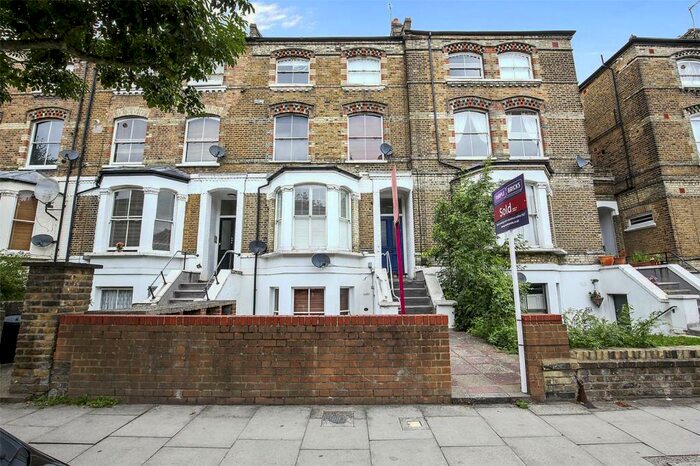 2 Bedroom Flat To Rent In Tufnell Park Road, Tufnell Park, London, N7