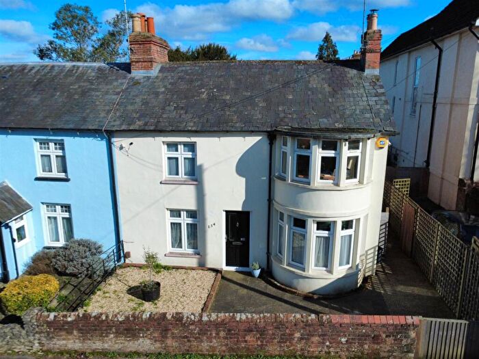 3 Bedroom Semi Detached House For Sale In Newtown Road, Newbury, RG14