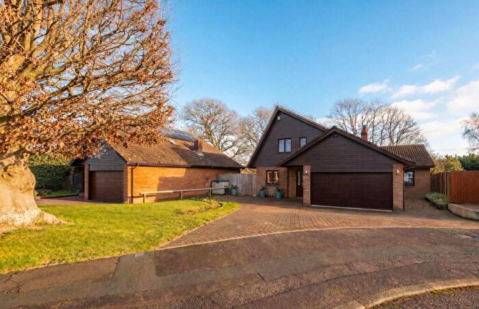 4 Bedroom Detached House For Sale In A Simply Stunning Home In Hawthorn Way, BS48