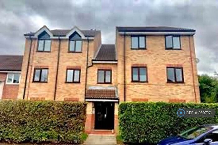1 Bedroom Flat To Rent In Jacks Hatch, Harlow, CM19
