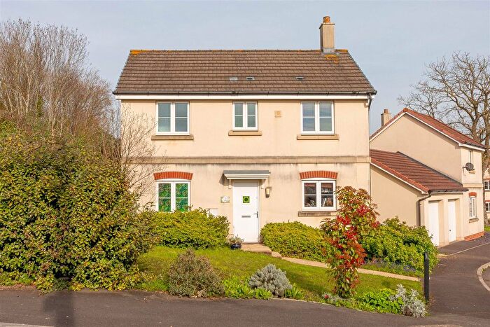 3 Bedroom Detached House For Sale In Medlar Close, Bristol, BS10