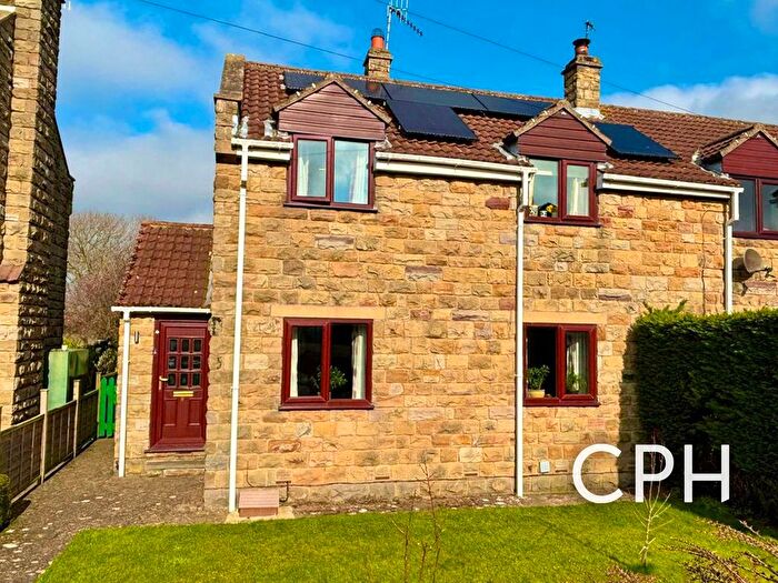 3 Bedroom Semi-Detached House For Sale In Ratten Row, Seamer, YO12