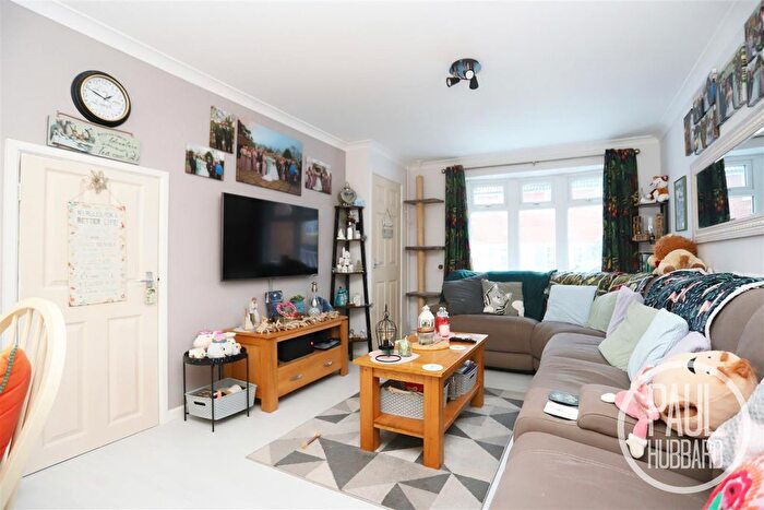 2 Bedroom Semi-detached House For Sale In Dovedale, Carlton Colville, NR33