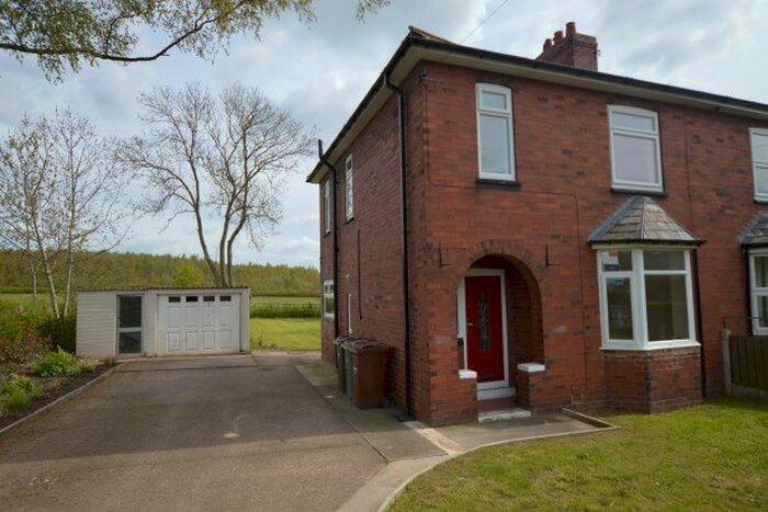 3 Bedroom Property To Rent In Haigh Lane, Barnsley, S75