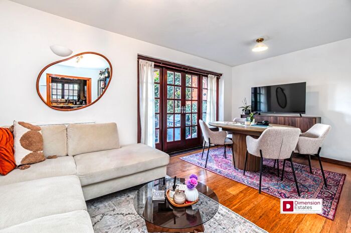 2 Bedroom Maisonette To Rent In Wynford Road, Islington, Angel, Upper Street, Islington, N1