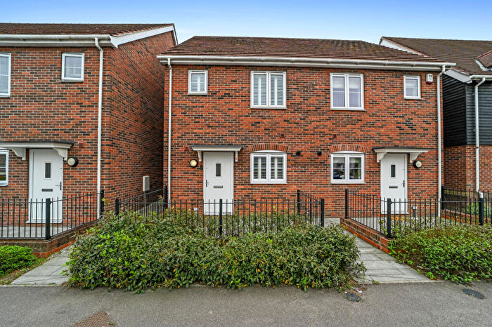 2 Bedroom Semi-Detached House For Sale In Widvale Road, Mountnessing, CM15