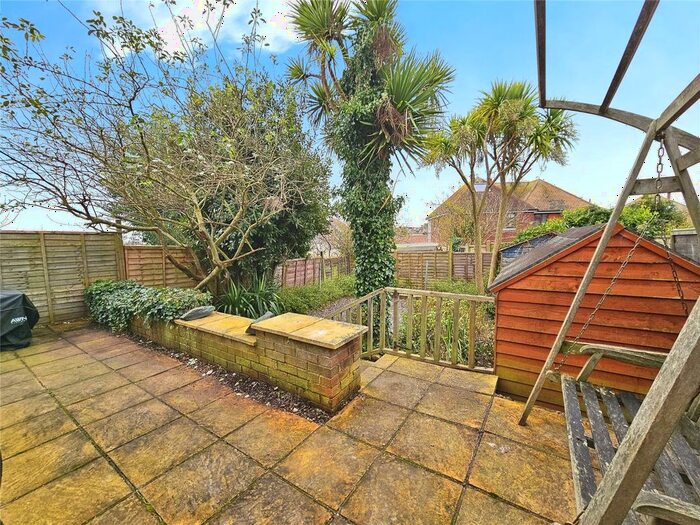 4 Bedroom Bungalow For Sale In Crow Hill, Broadstairs, Kent, CT10