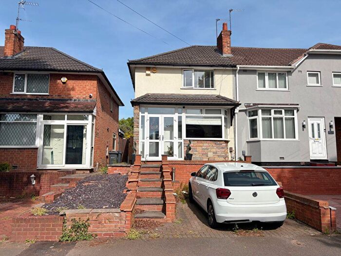 2 Bedroom End Of Terrace House For Sale In Birkenshaw Road, Great Barr, Birmingham, B44