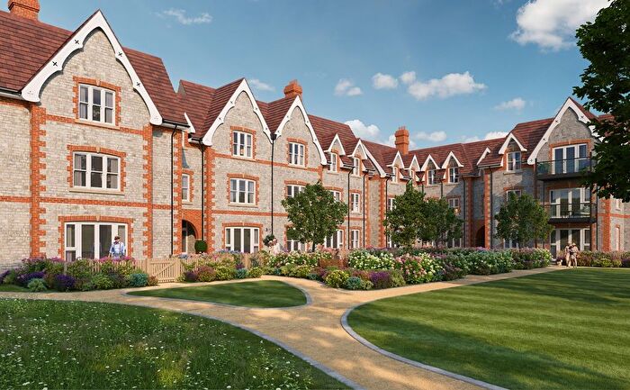 2 Bedroom Flat For Sale In Reigate Road, Reigate, RH2