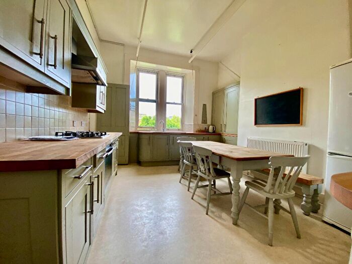 5 Bedroom Flat To Rent In Bernard Terrace, Newington, Edinburgh, EH8