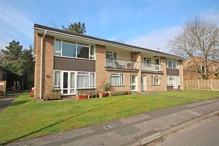 2 Bedroom Apartment For Sale In Forest Pines, New Milton, Hampshire, BH25