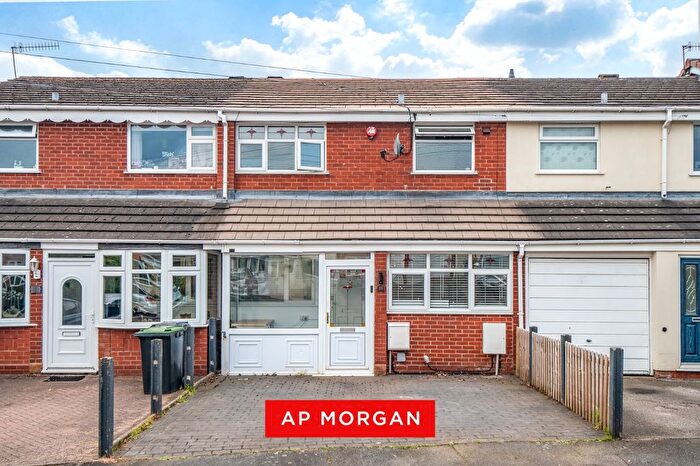 3 Bedroom Terraced House For Sale In Silverdale, Bromsgrove, Worcestershire, B61