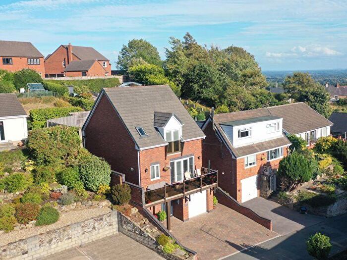 3 Bedroom Detached House For Sale In Nant Road, Coedpoeth, Wrexham, LL11
