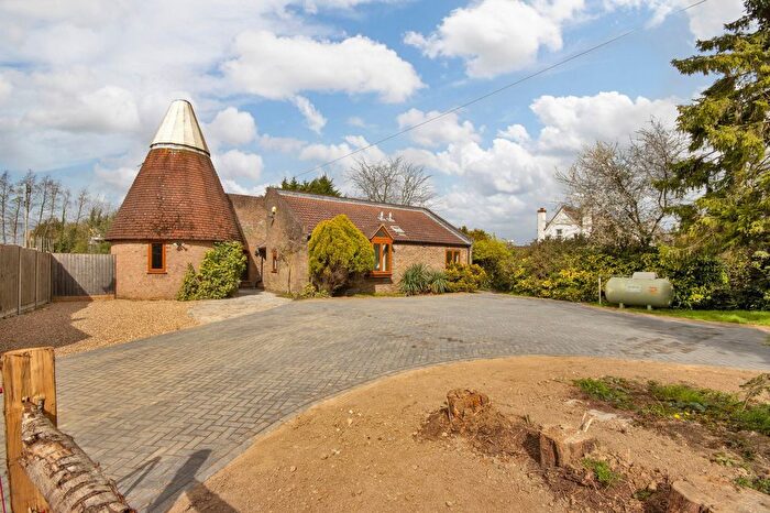 3 Bedroom Detached House For Sale In Ash Road, Ash, TN15