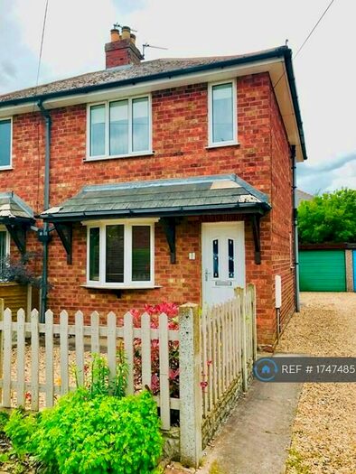 2 Bedroom Semi-Detached House To Rent In Queensfield, Gainsborough, DN21