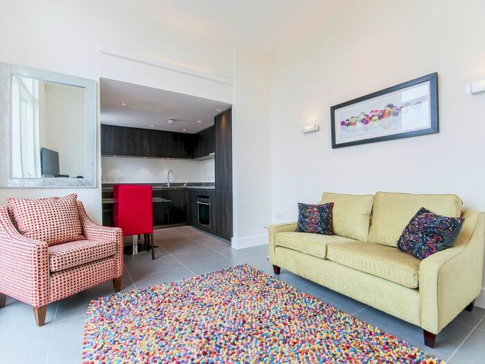 2 Bedroom Flat To Rent In Cranham Street, Oxford, OX2