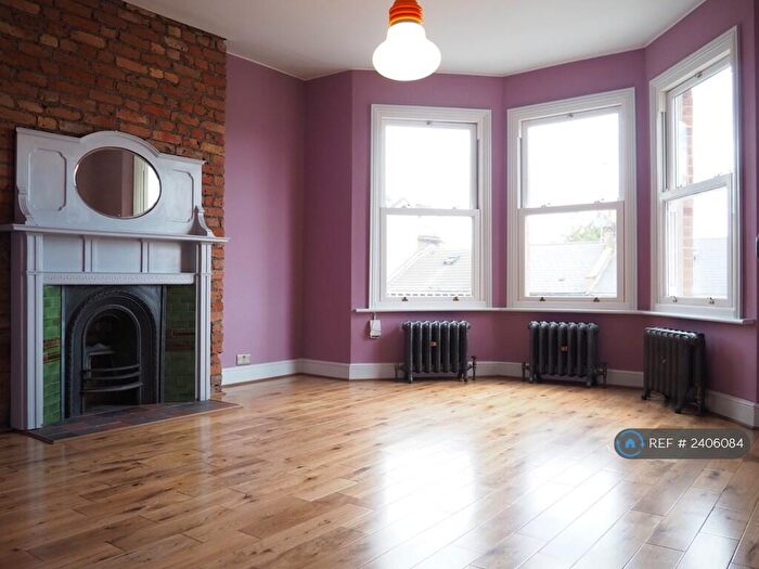 2 Bedroom Flat To Rent In Salisbury Mansions, London, N15
