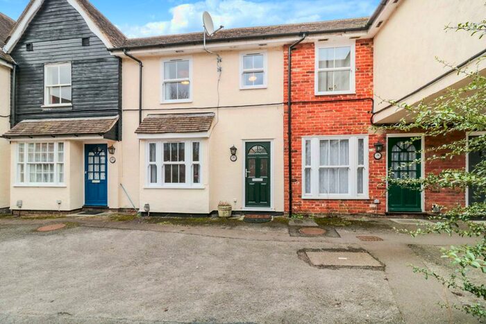 2 Bedroom Cottage To Rent In The Old Maltings, Bishops Stortford., CM23