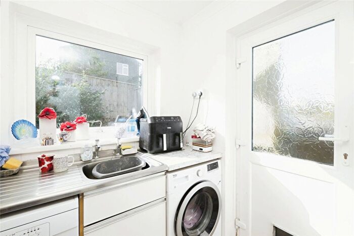 3 Bedroom Bungalow For Sale In Boskernick Close, Newlyn, Penzance, Cornwall, TR18