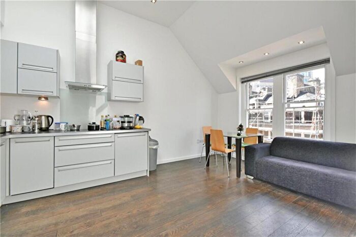 2 Bedroom Apartment To Rent In Wentworth Street, Spitalfields, E1