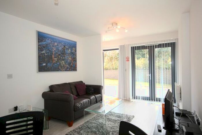 1 Bedroom Flat To Rent In Guildford Road, Woking, GU22