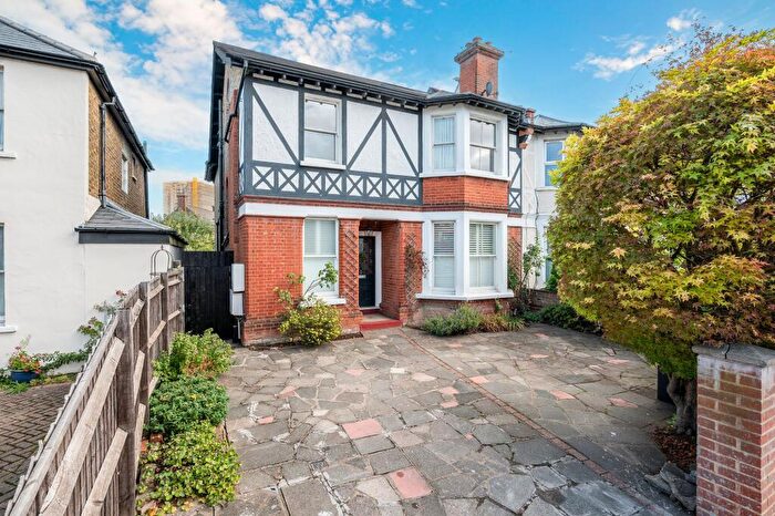 5 Bedroom Semi-Detached House For Sale In Ewell Road, Surbiton, KT6