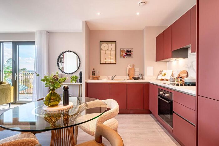 1 Bedroom Flat For Sale In Wembley Park Gardens, Wembley Park, HA9