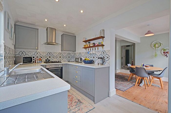 3 Bedroom Semi-detached House For Sale In Dobbs Lane, Truro, TR1