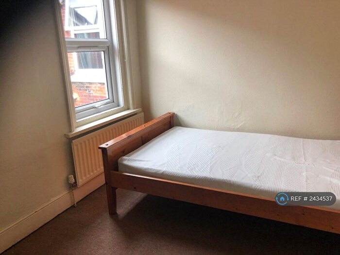 2 Bedroom Flat To Rent In Fitzhugh House, Southampton, SO15