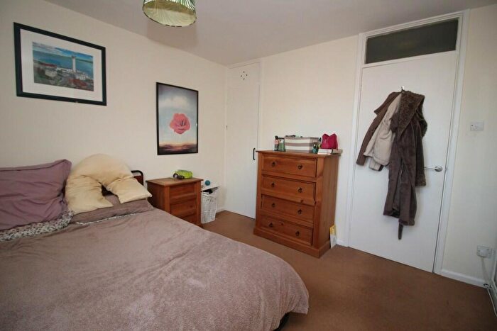 1 Bedroom Apartment To Rent In Woodhouse Road, BA2
