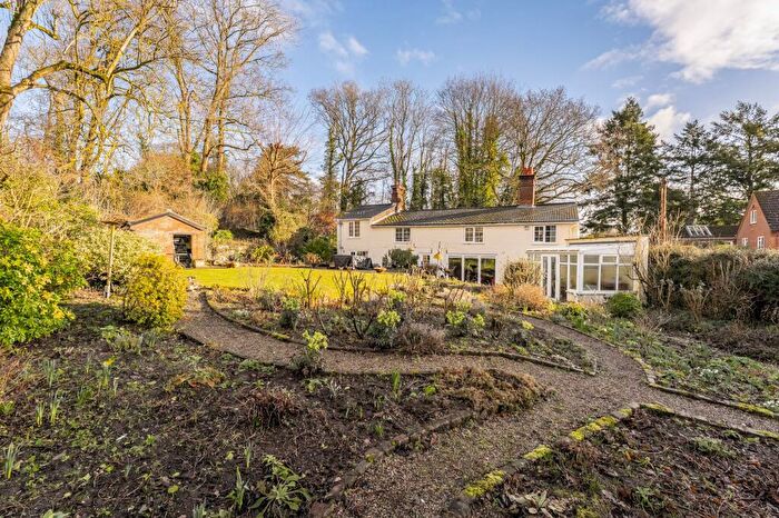 4 Bedroom Detached House For Sale In Boundary Lane, Norwich, NR7