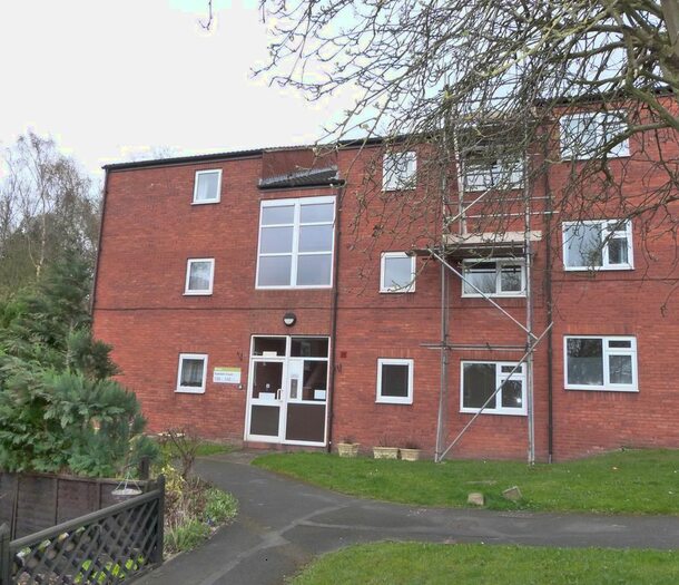 2 Bedroom Flat To Rent In Bramham Drive, Harrogate, HG3