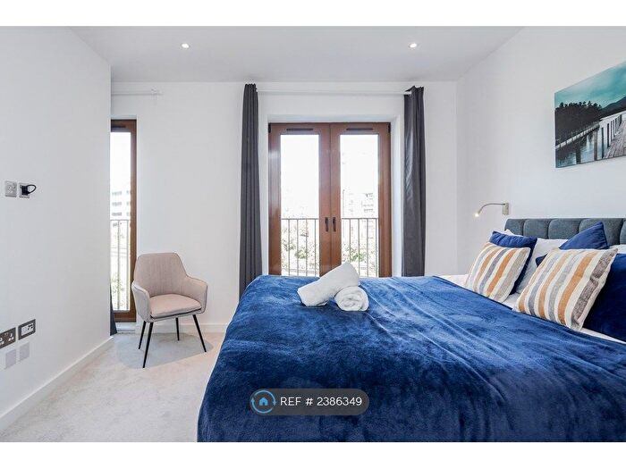 1 Bedroom Flat To Rent In Ziggurat House, St Albans, AL1