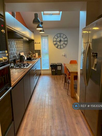 5 Bedroom End Of Terrace House To Rent In Kingsland Avenue, Coventry, CV5