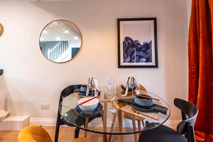 3 Bedroom Terraced House For Sale In South Mill Road, Southampton, Hampshire, SO15